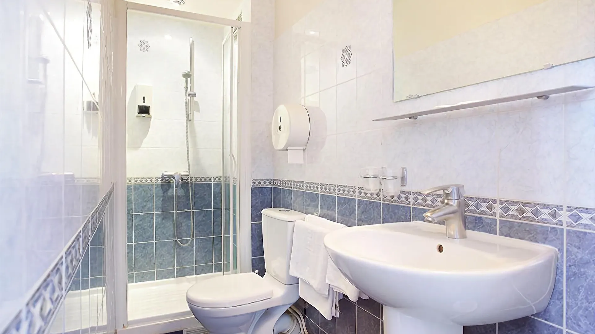 Hotel Montpensier Paris 2*,