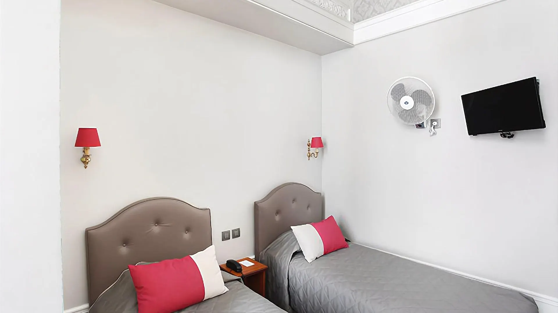 Hotel Montpensier Paris