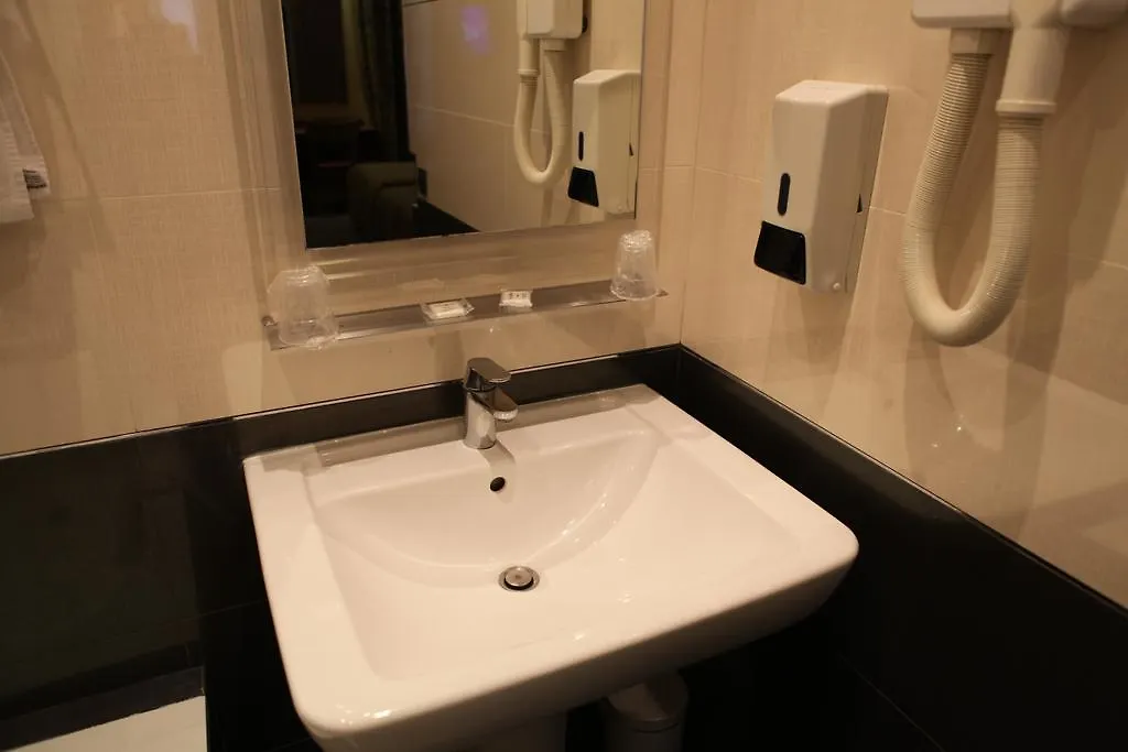 Hotel Montpensier Paris